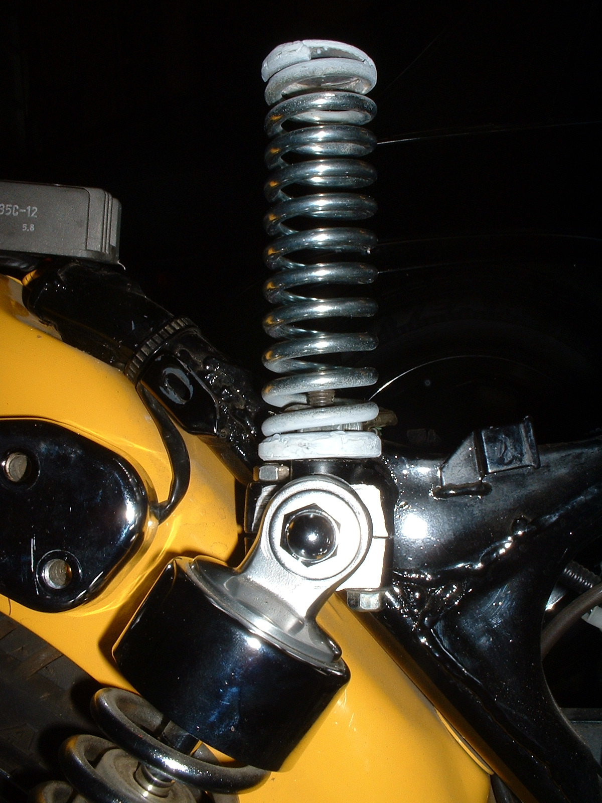 Seat Spring in the Mounted Position Seat Spring in the Mounted Position